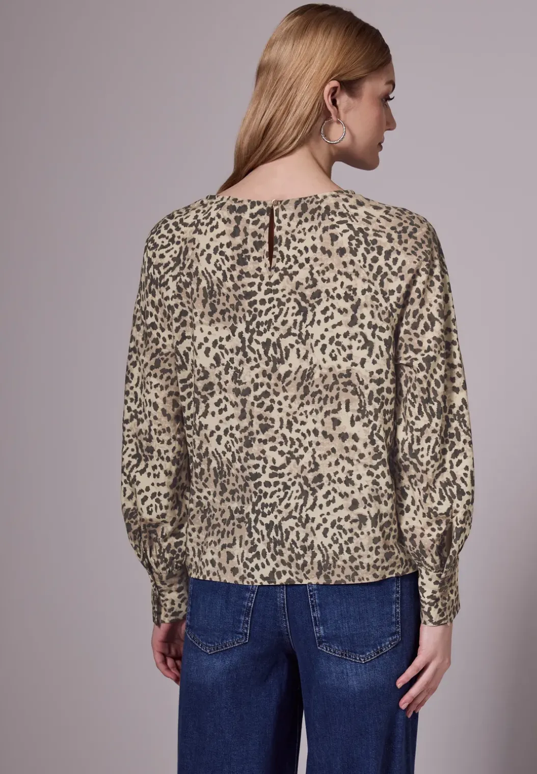 Leo raglan blouse