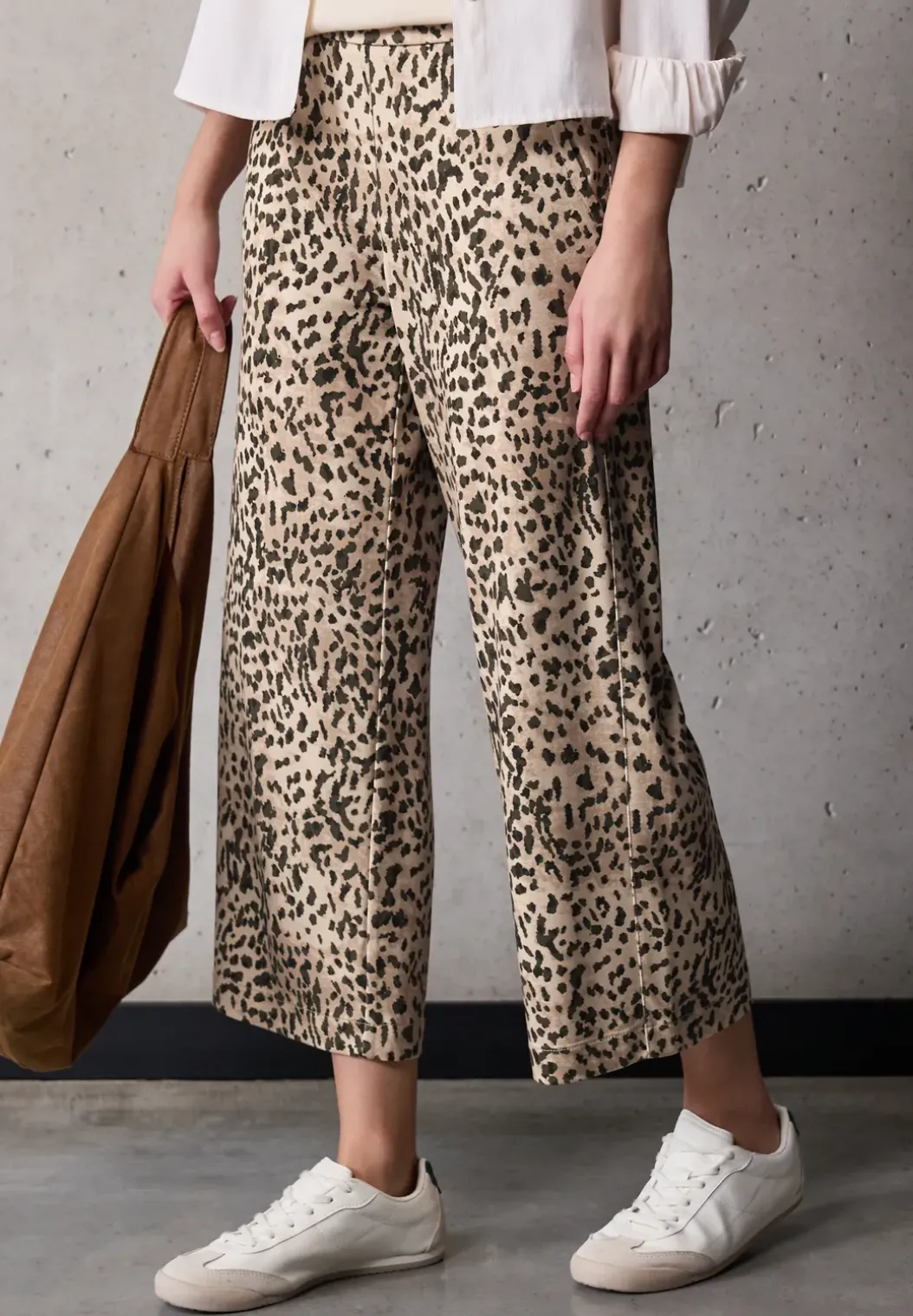Leo-look broek