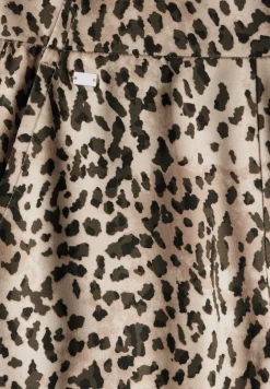 Leo-look broek