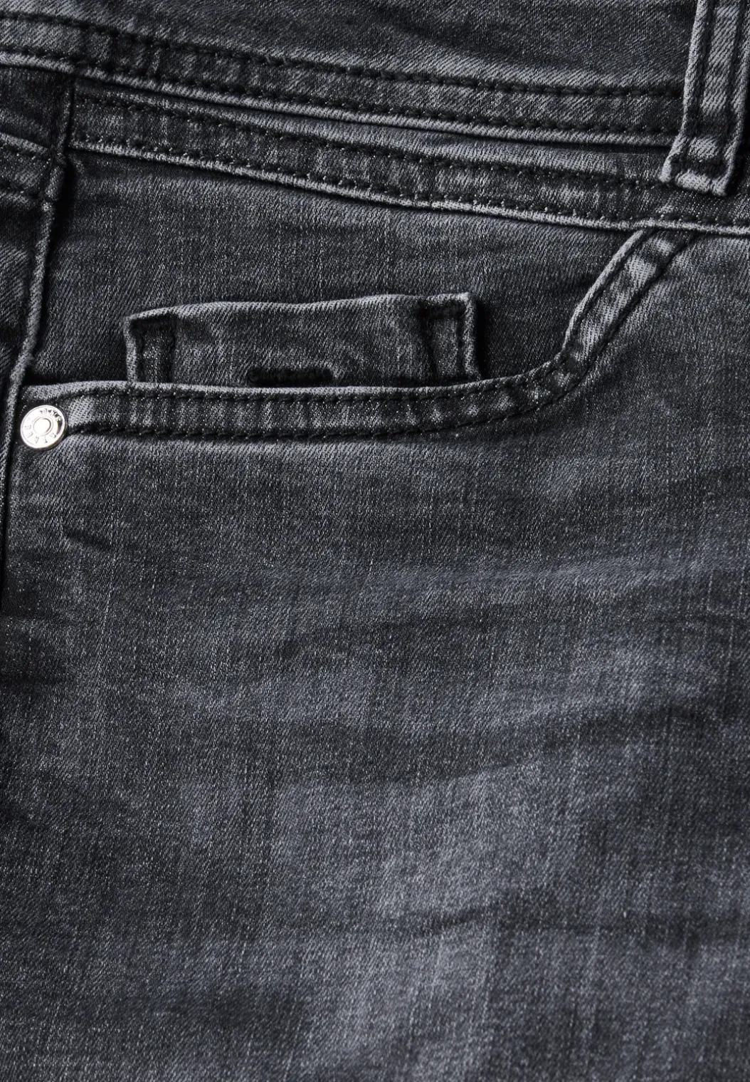Low Waist Jeans