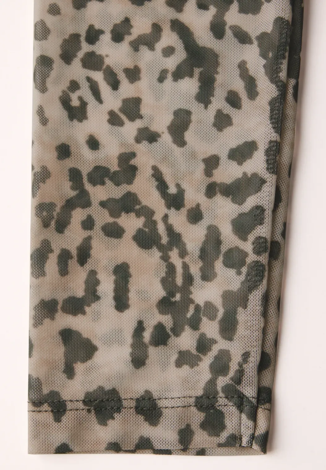 Mesh jurk met leoprint