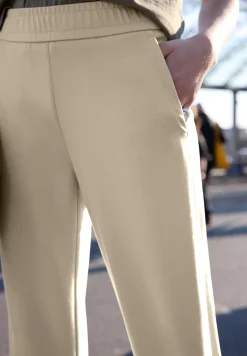 Mid Waist broek met wijde pijpen in casual pasvorm
