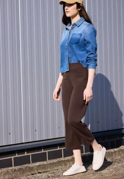 Mid Waist broek met wijde pijpen in casual pasvorm