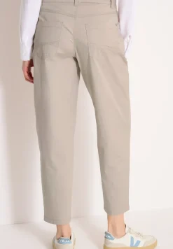 Mid Waist broek met wijde pijpen in casual pasvorm
