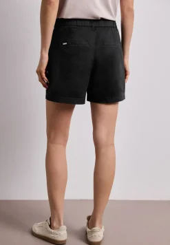 Mid Waist chino shorts in een casual pasvorm