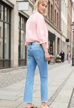 Mid Waist jeans met wijduitlopende pijpen in Slim Fit