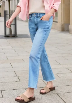 Mid Waist jeans met wijduitlopende pijpen in Slim Fit