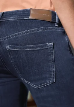 Mid Waist kick flare jeans in een Skinny Fit