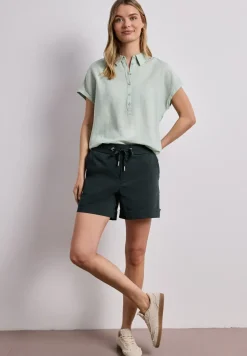Mid Waist short in casual pasvorm