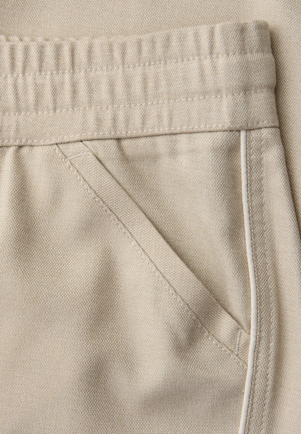 Mid Waist Slim Legs broek in Loose Fit