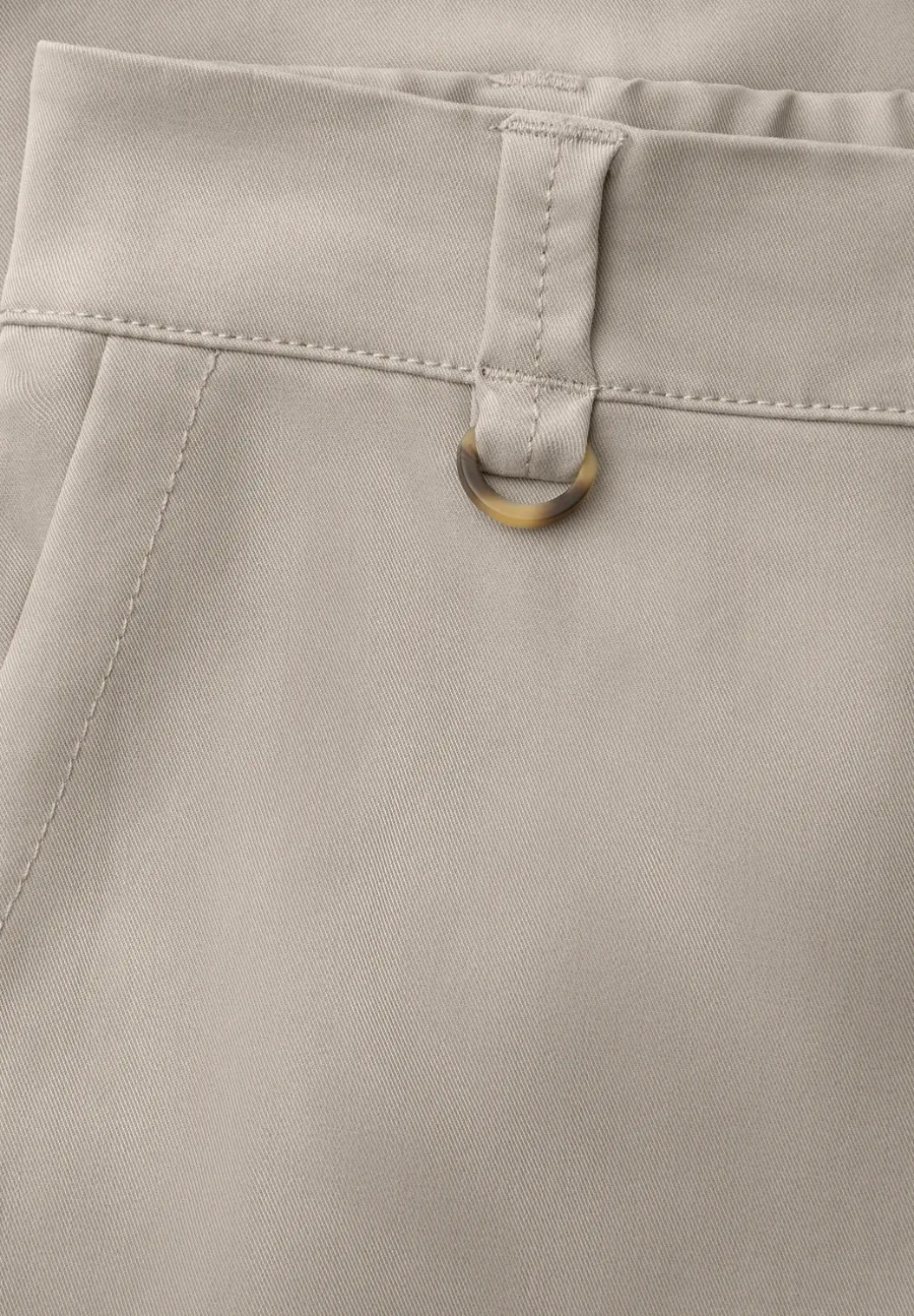 Mid Waist Slim Legs chino's in een casual fit