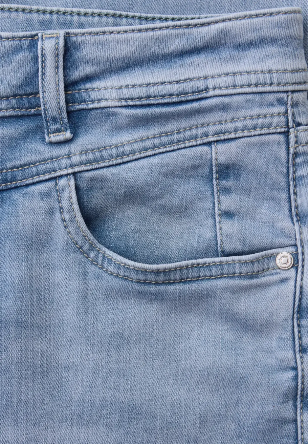 Mid Waist Slim Legs jeans met turn-up