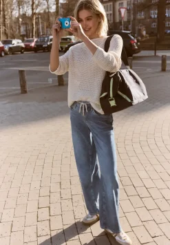 Mid Waist Wide Legs jeans in Loose Fit