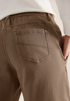 Mid Waist Slim Legs broek in Loose Fit