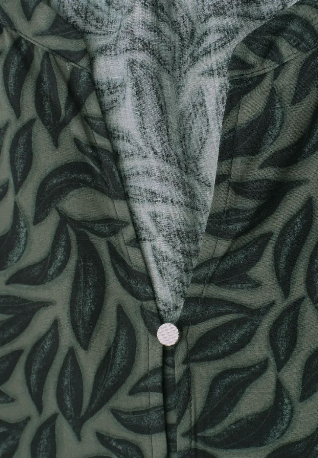 3/4-mouwen blouse met knoopdetail