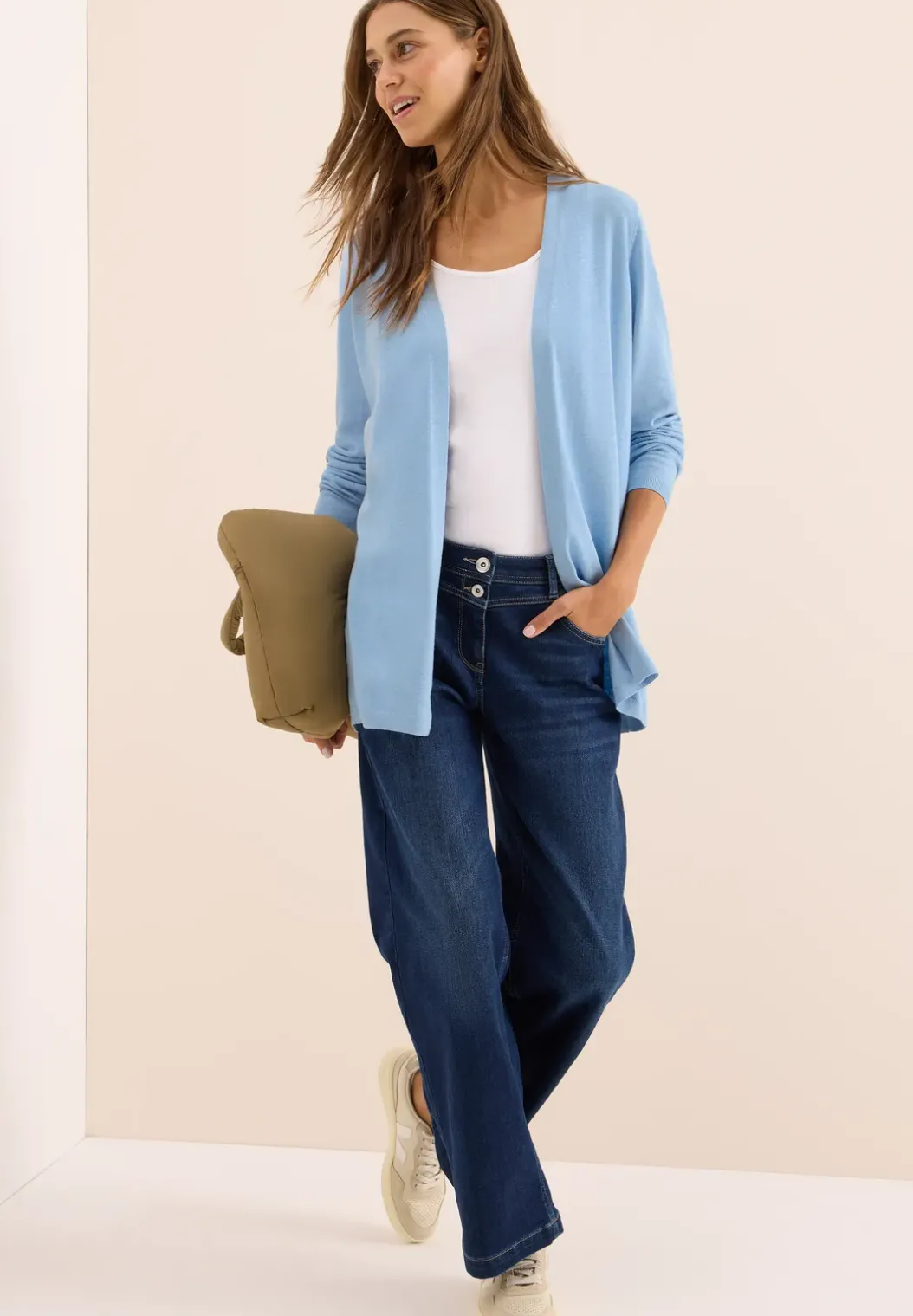 Open vest