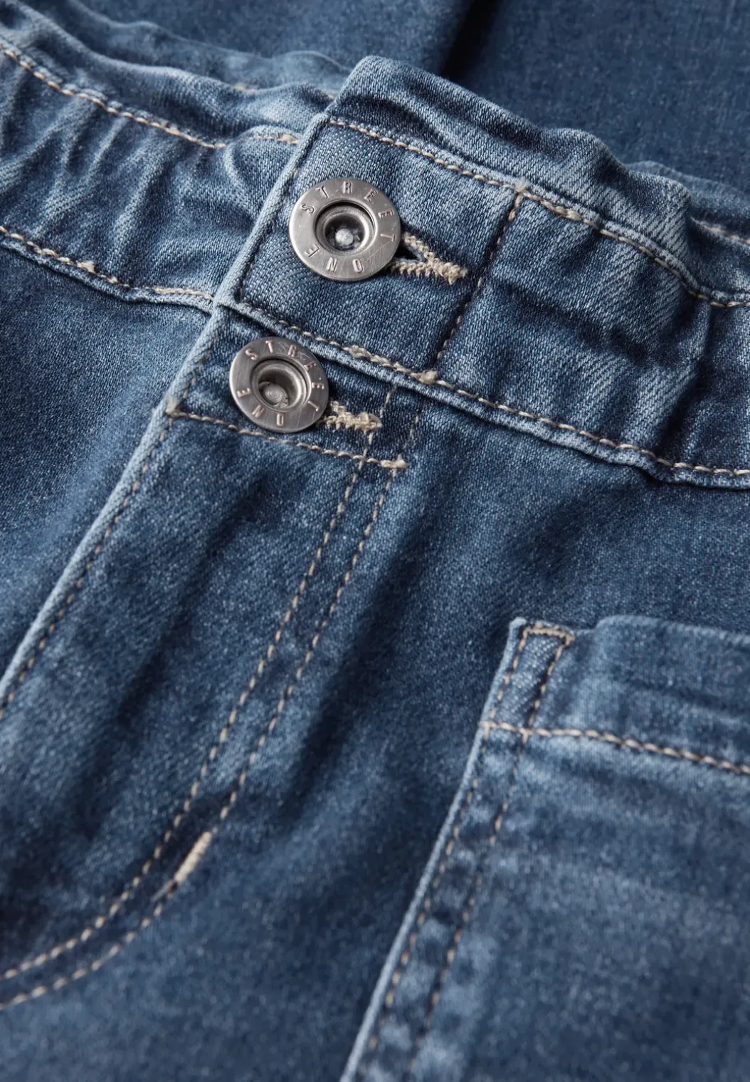 Paperbag jeans in Loose Fit