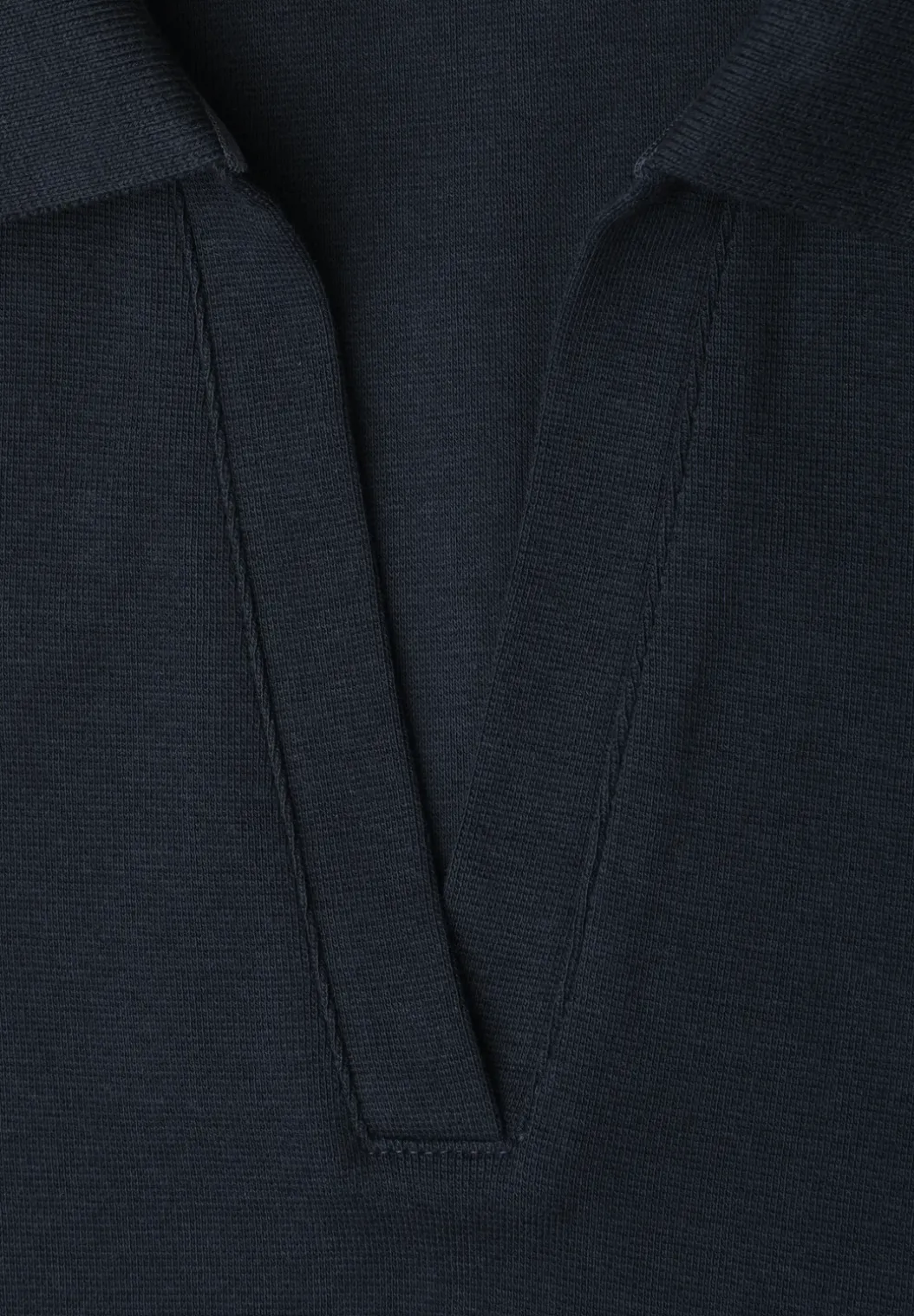Poloshirt met korte mouwen en gespleten hals