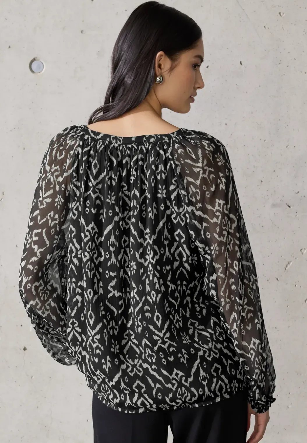 Raglan chiffon blouse