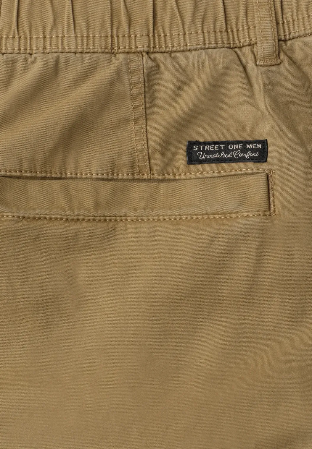 Regular Fit joggingbroek in cargo-look