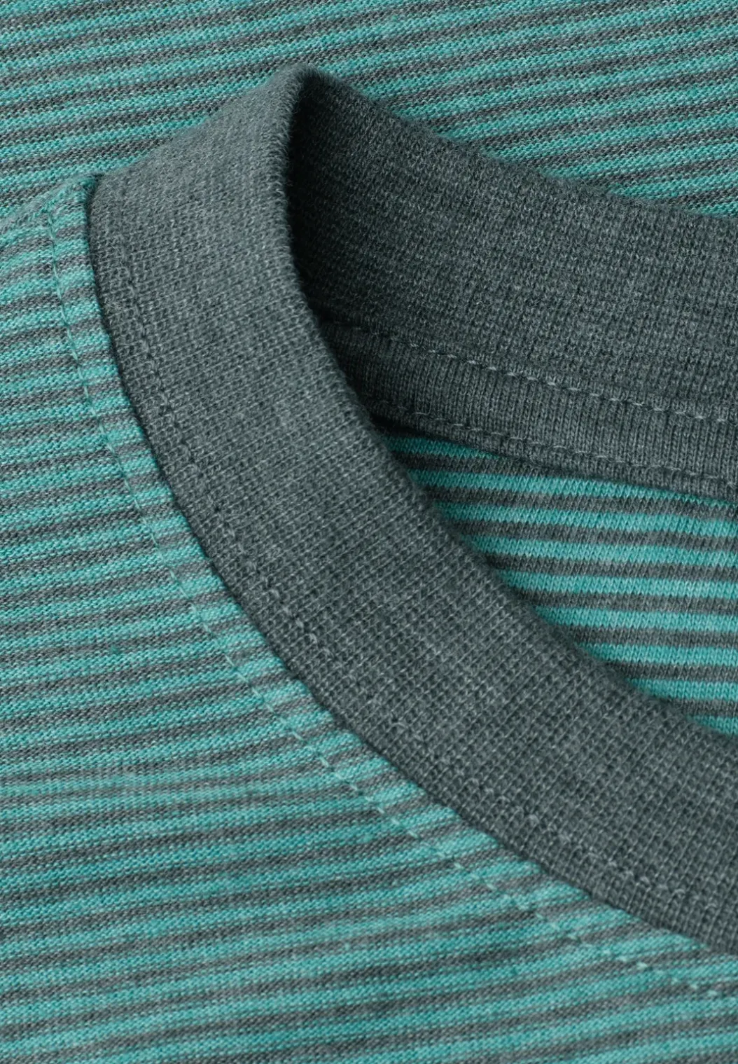 Shirt in garengestreepte look
