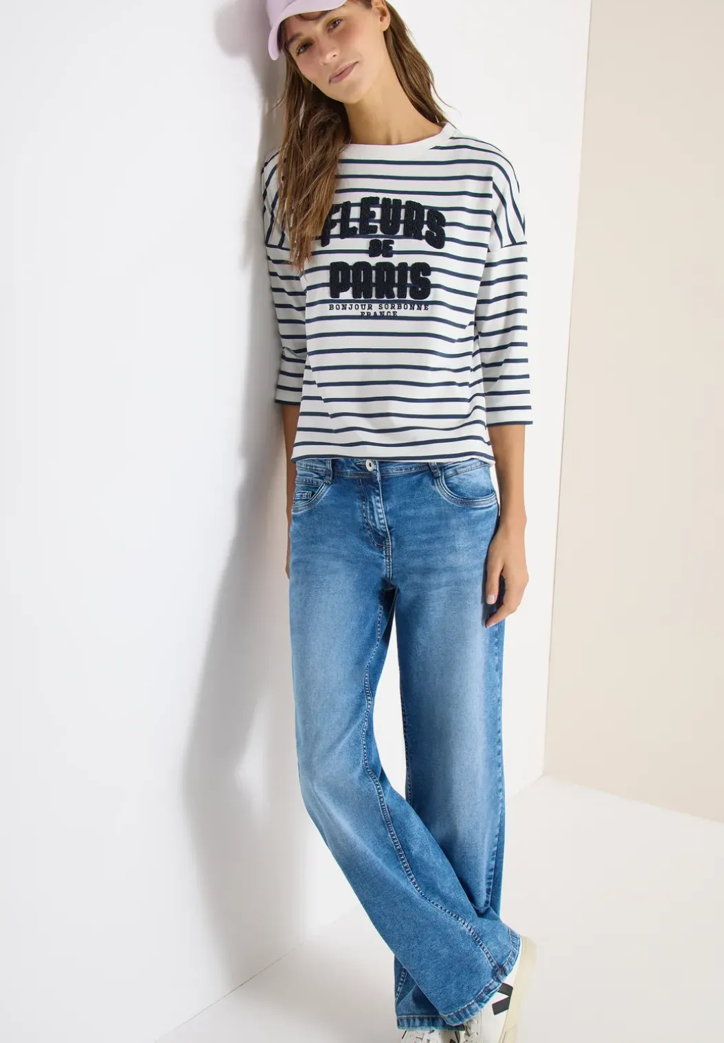 Shirt met 3/4 mouwen en Wording Artwork
