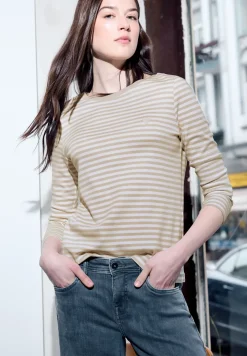 Shirt met borduursel
