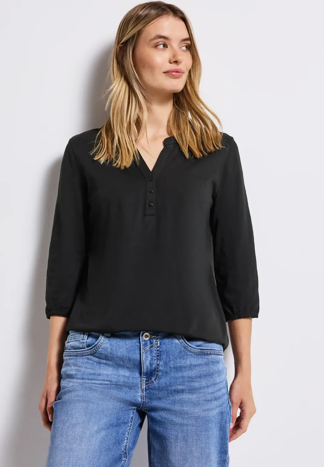 Shirt met gespleten hals
