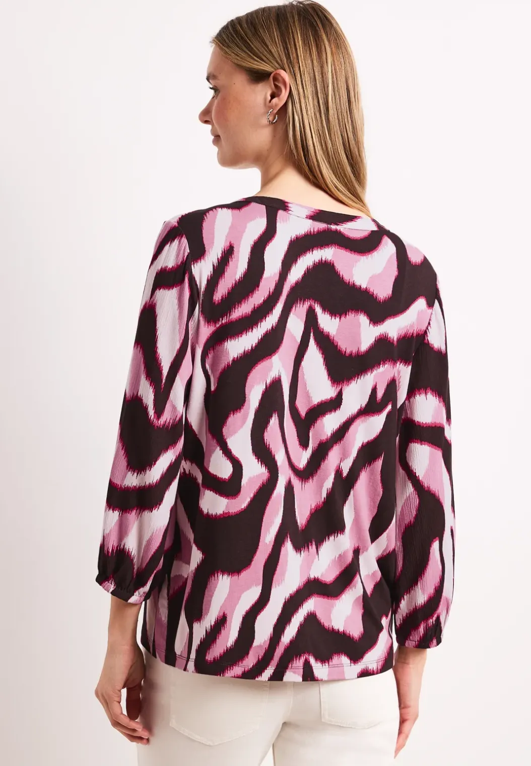 Shirt met gespleten hals en structuurmix