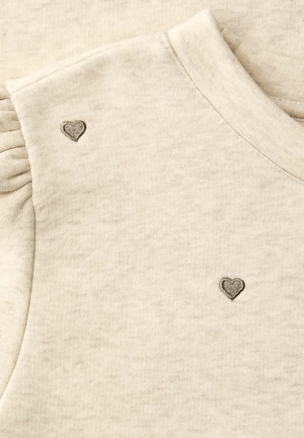 Shirt met hartjesborduursel