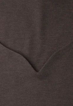 Shirt met hartvormige halslijn