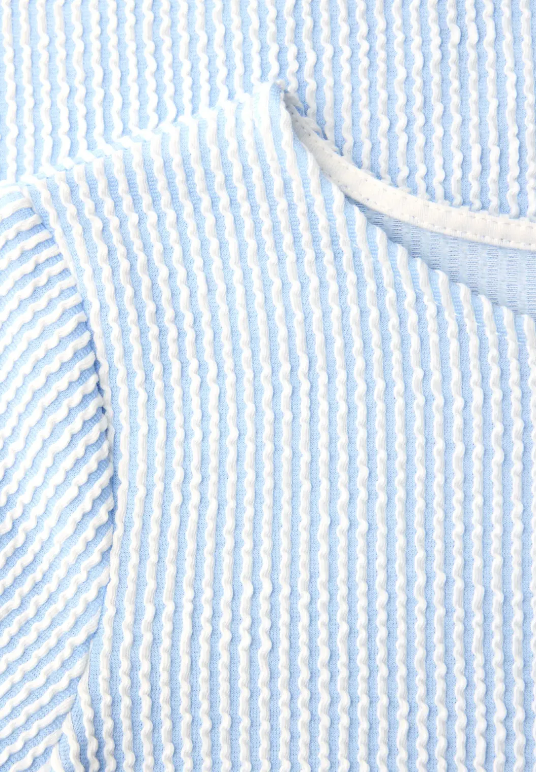 Shirt met korte mouwen en gestructureerde strepen