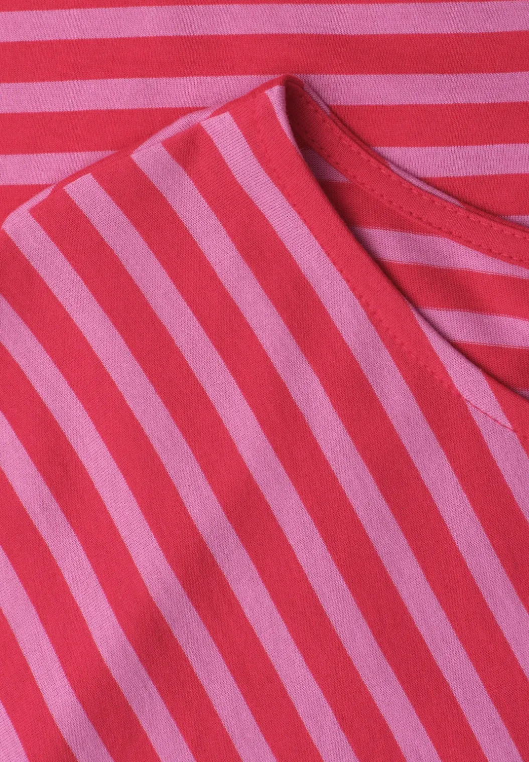 Shirt met korte mouwen en gestreept patroon