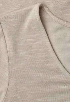 Shirt met korte mouwen en knoopdetail