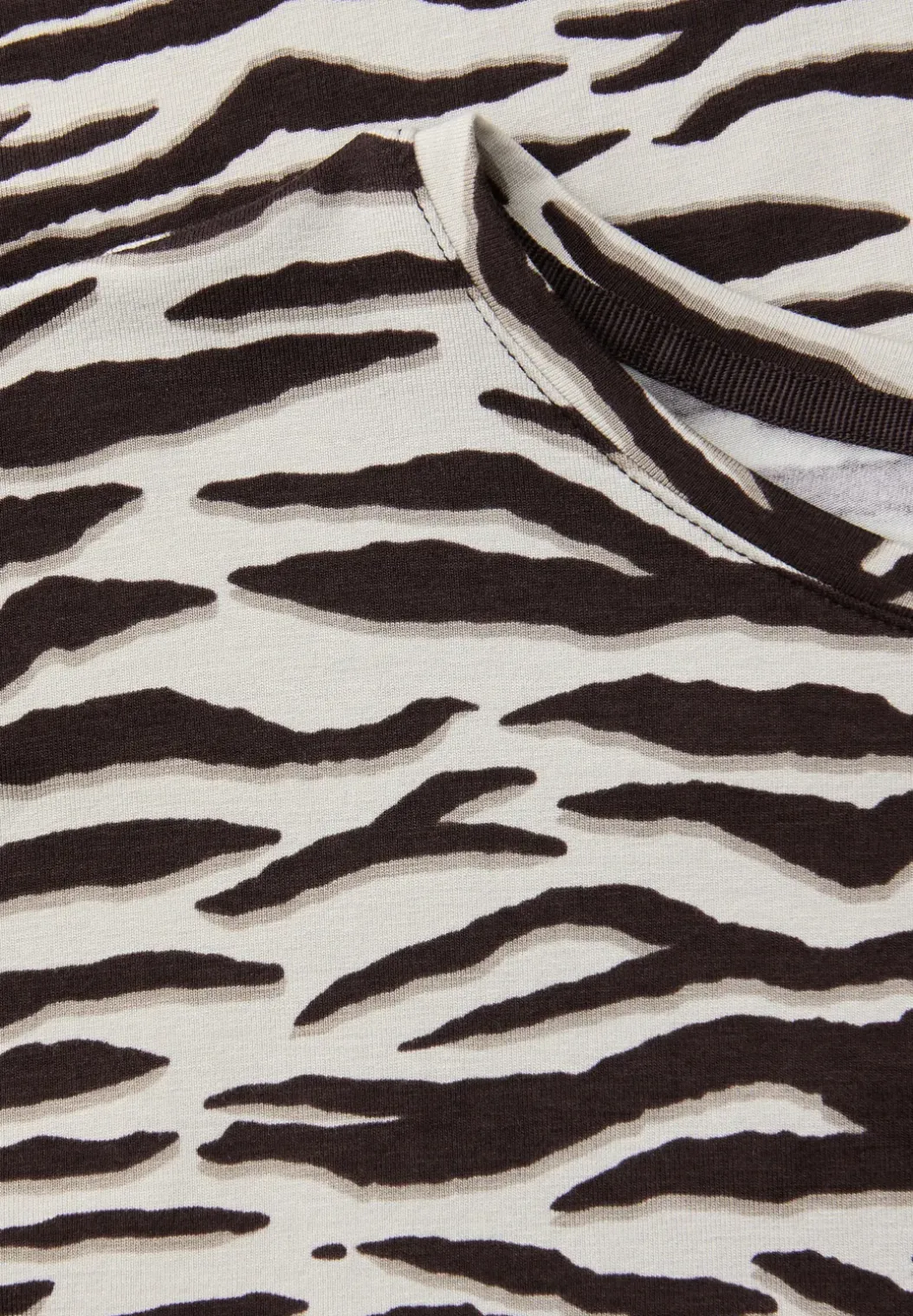 Shirt met korte mouwen, ronde hals en print