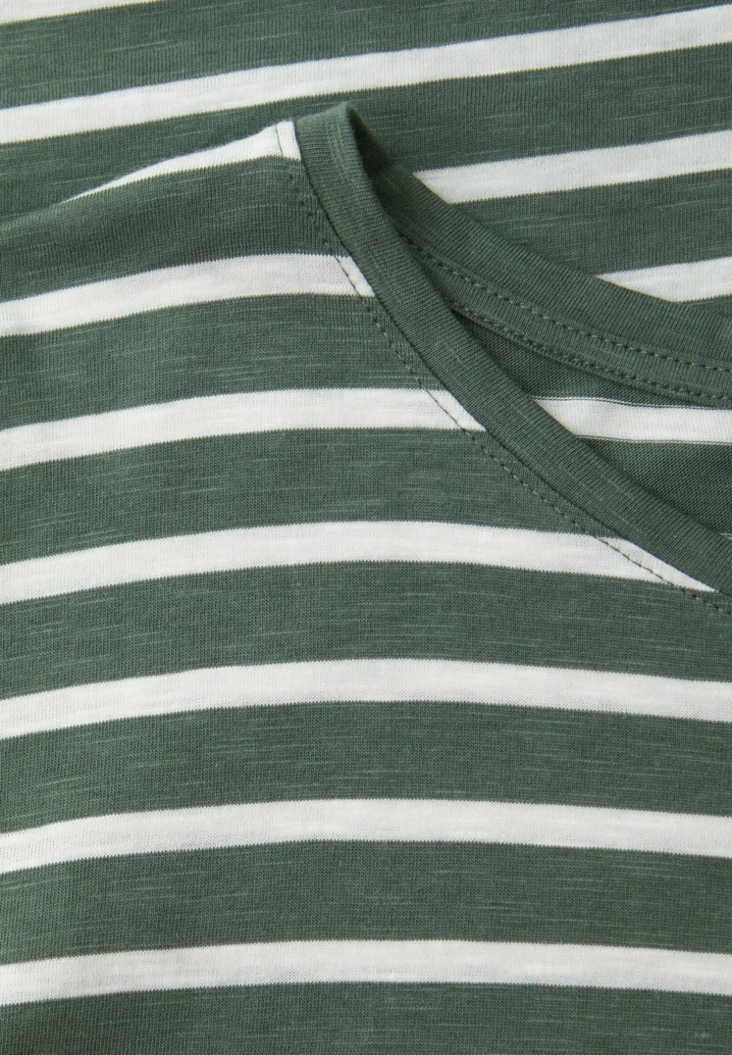 Shirt met losse schouders en strepen