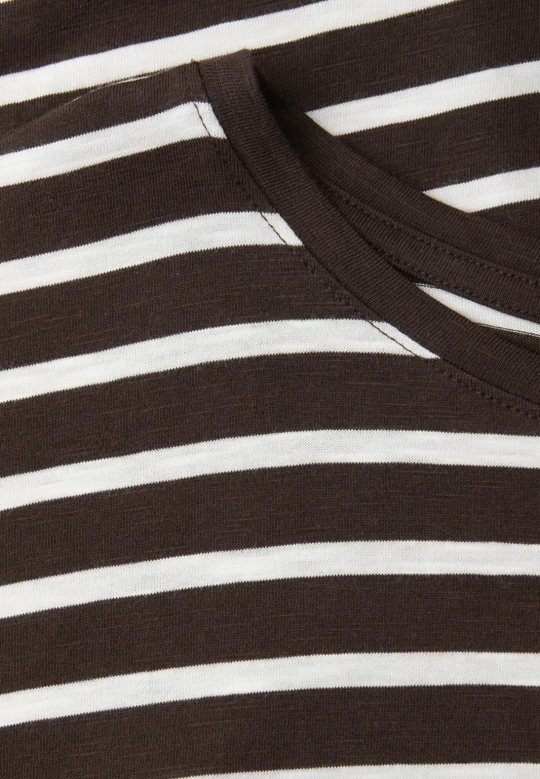 Shirt met losse schouders en strepen