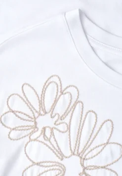 Shirt met ronde hals en bloemenborduursel