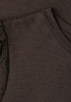 Shirt met ronde hals en kanten mouwen