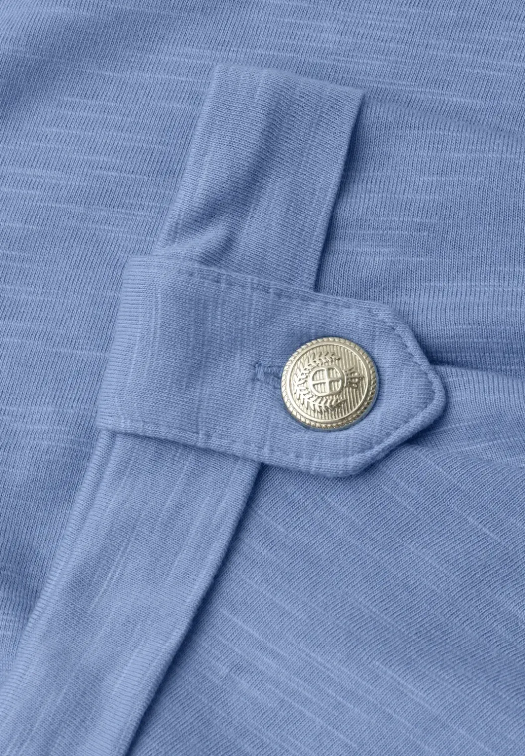Shirt met ronde hals en knoopdetails