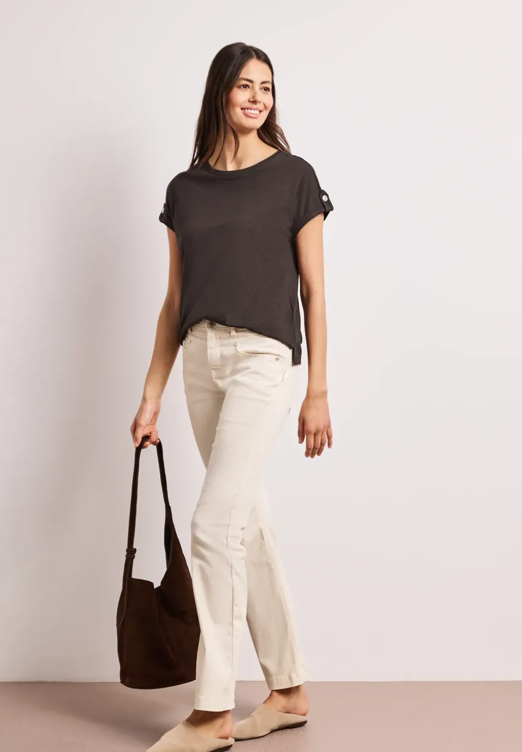 Shirt met ronde hals en knoopdetails