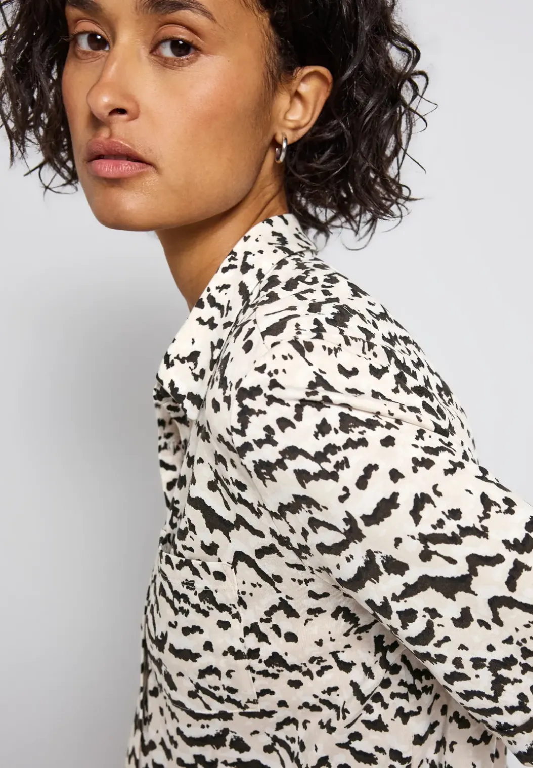 Shirt in blouselook