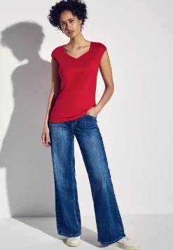 Shirt met diamanten halslijn
