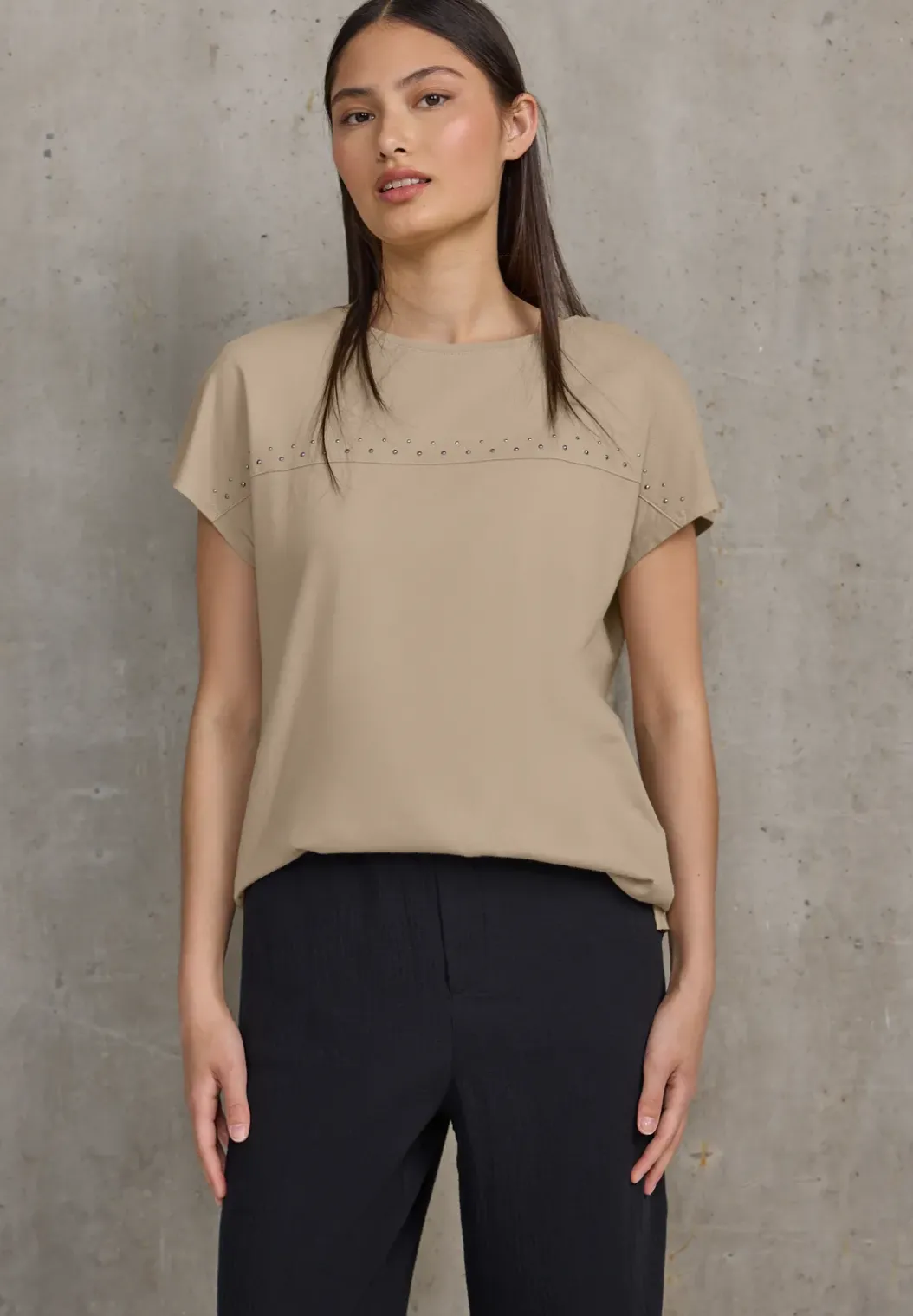 Shirt met edelstenen