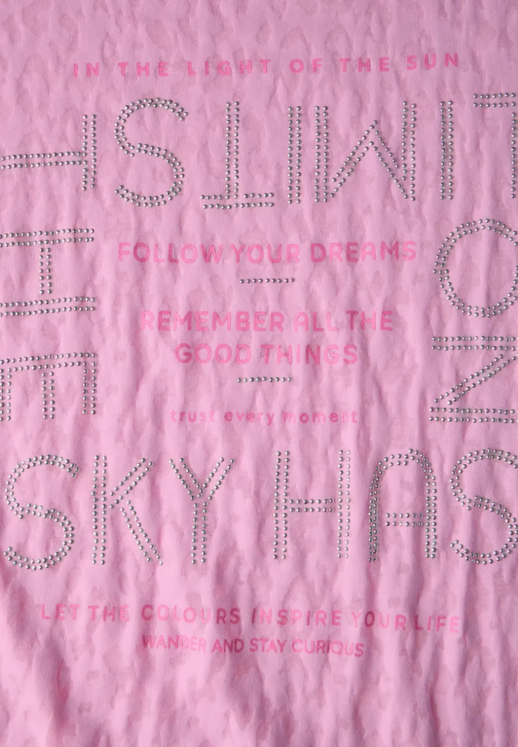 Shirt met edelstenen