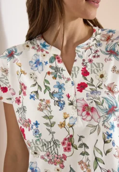 Shirt met gespleten hals en knoopdetails