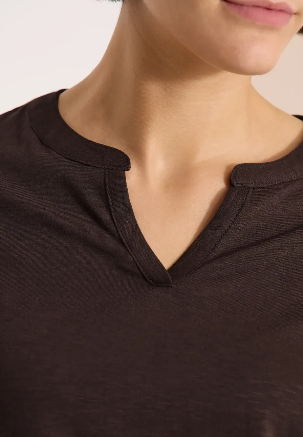 Shirt met gespleten hals in effen kleur