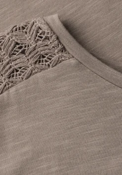 Shirt met kantdetail