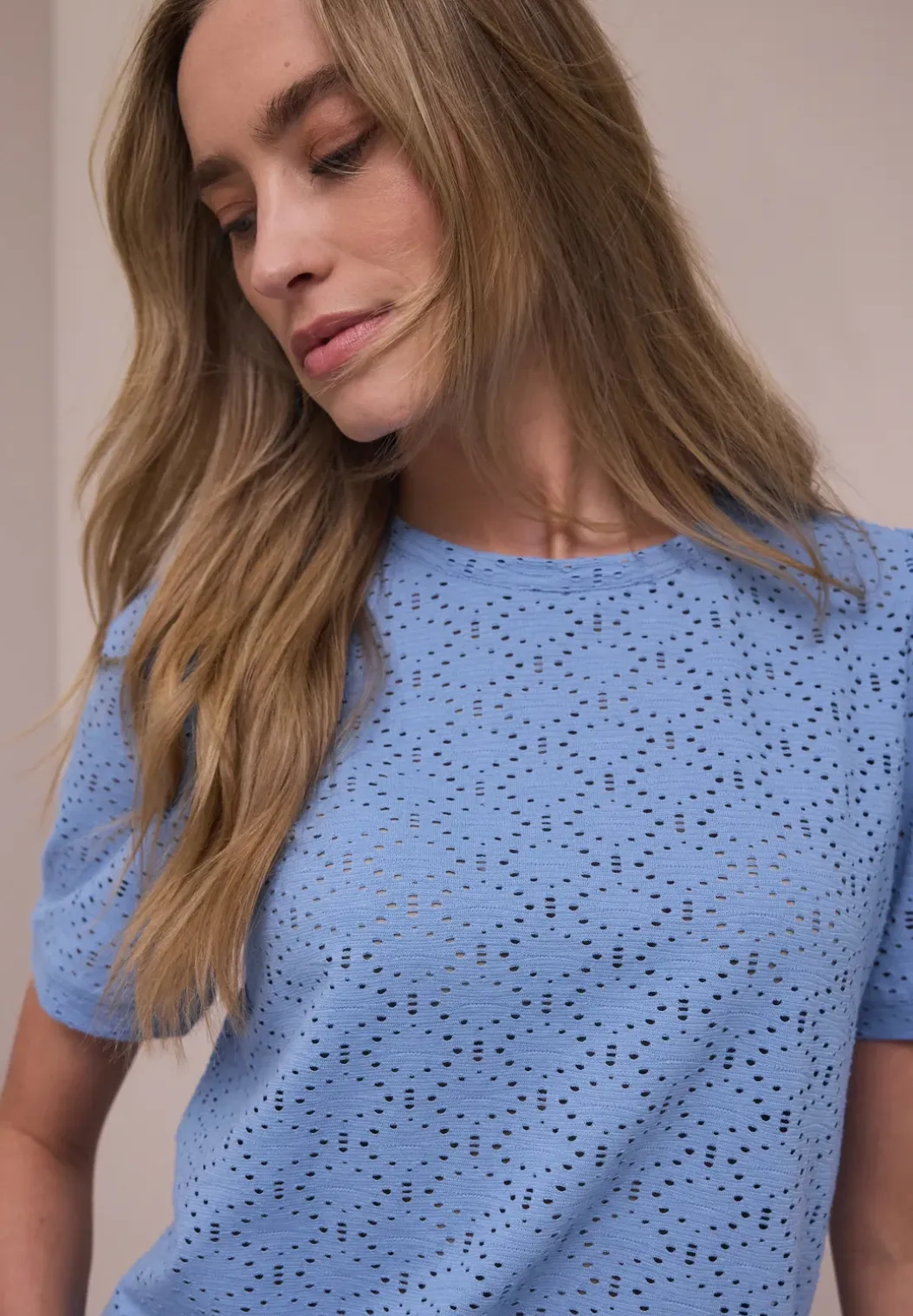 Shirt met korte mouwen en ronde hals in kant