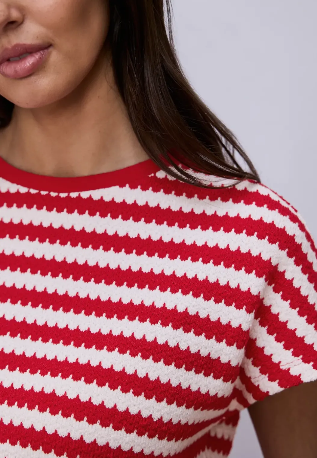 Shirt met losse schouders en strepen